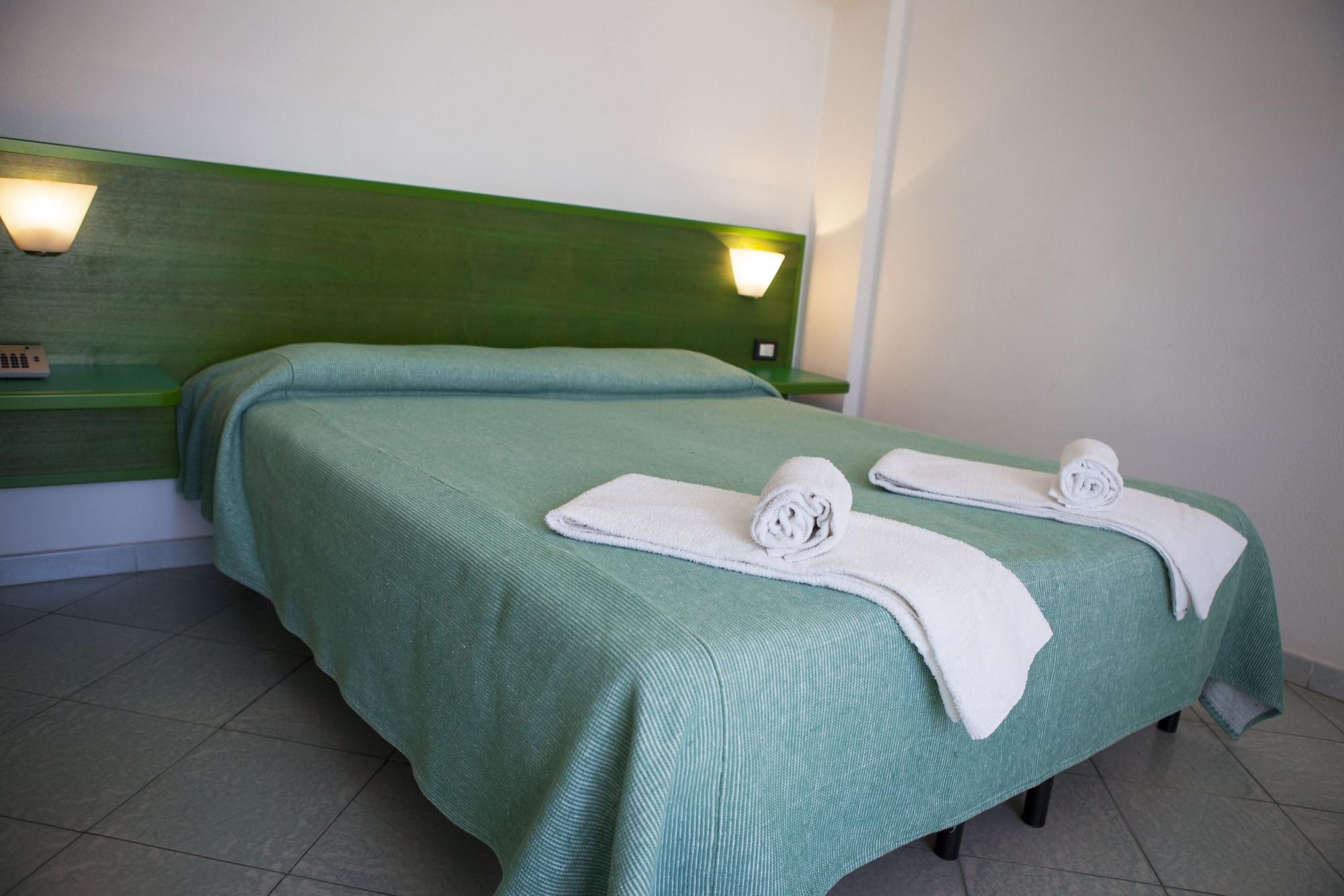 Hotel Piccada Palau Dış mekan fotoğraf